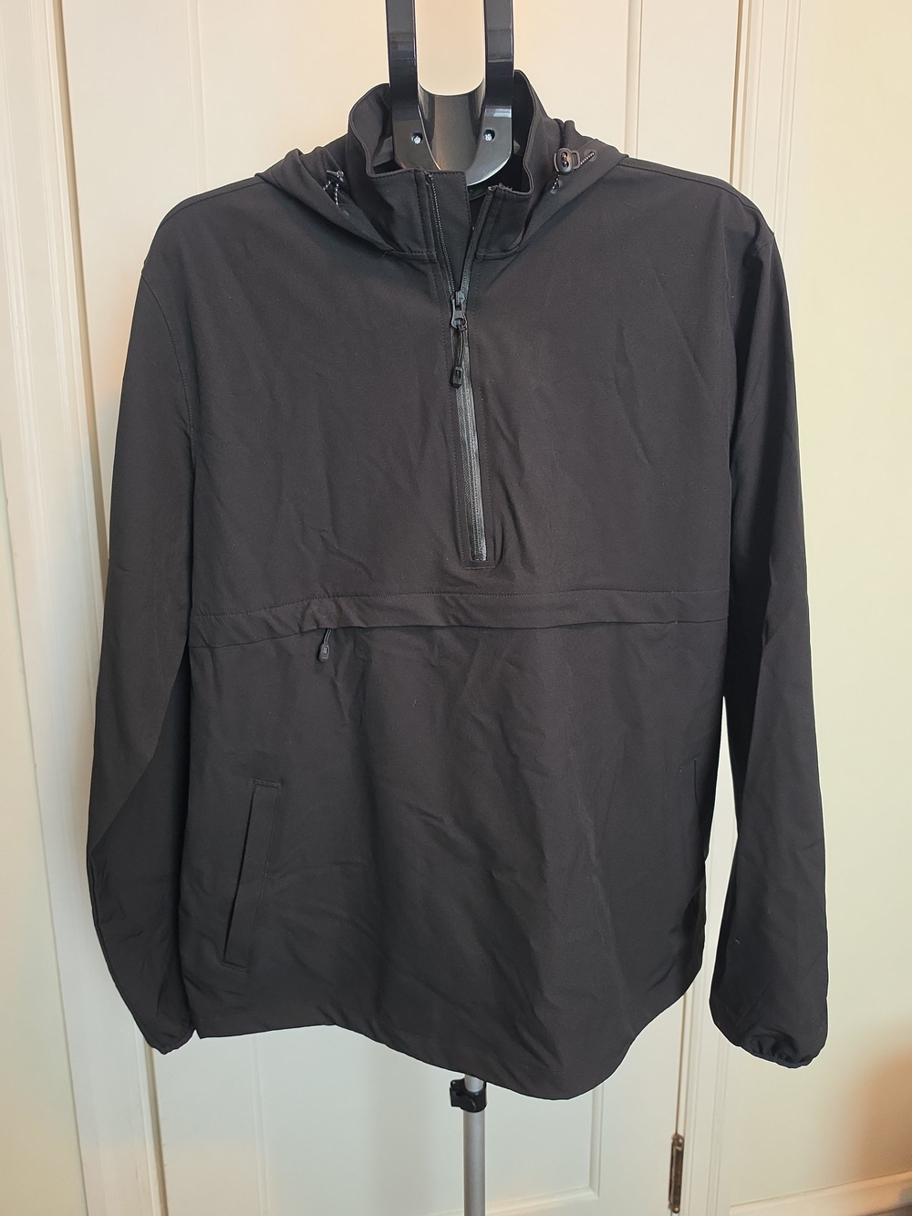 Men's Swiss Tech Lightweight Quarter Zip Hooded Pullover Black Size L